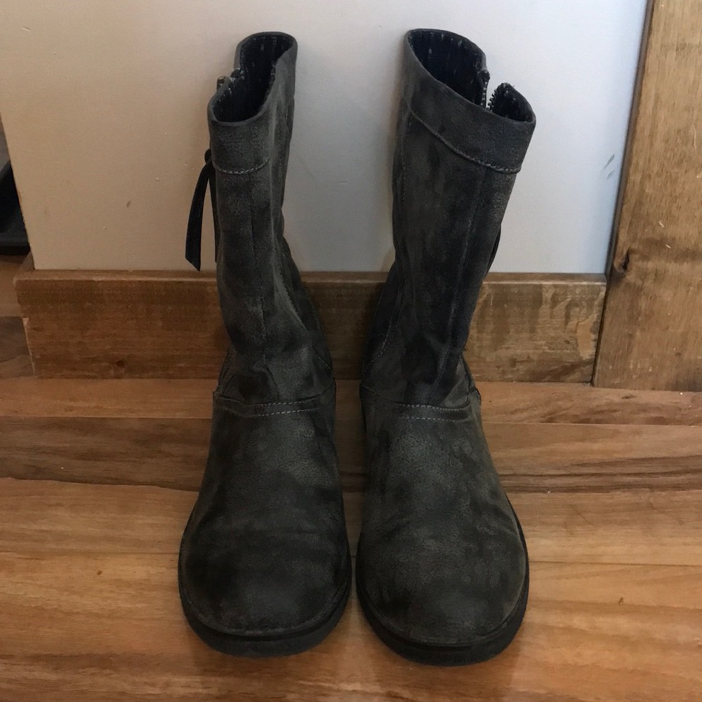 Rocketdog mid calf boots - size 7.5